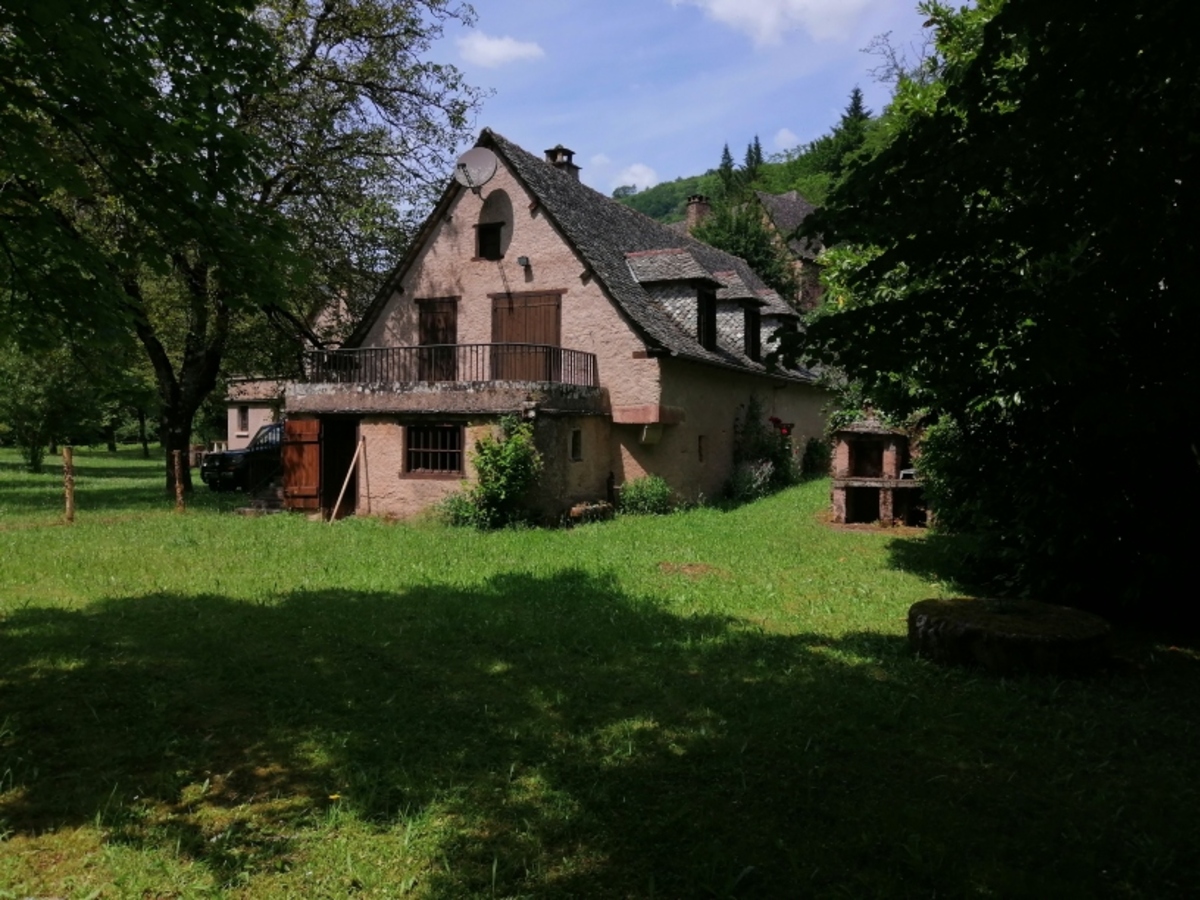 House - Conques